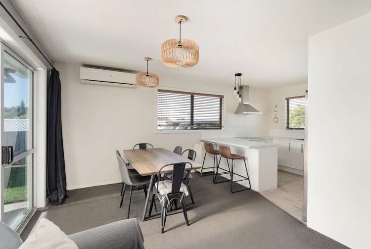 35 Fairfax Crescent Pyes Pa_4