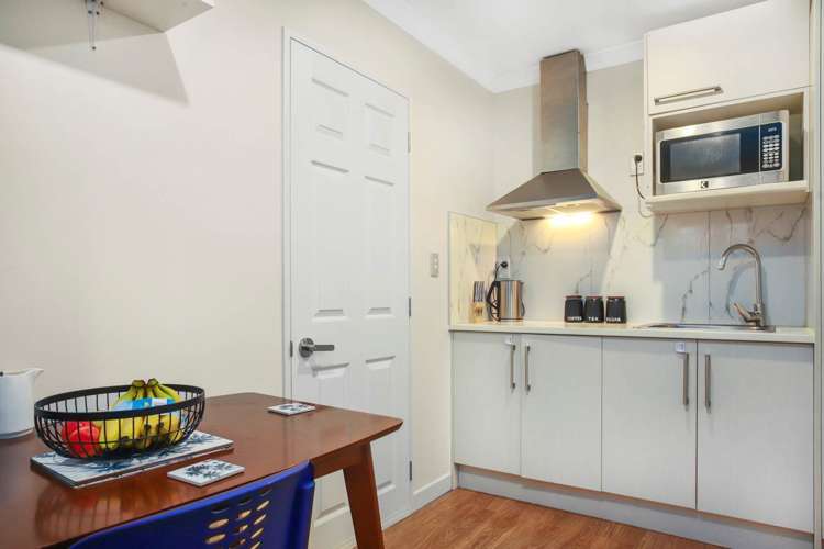 91 Flat Bush School Road Flat Bush_19