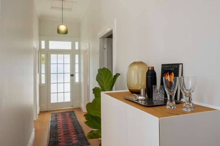 34 Lawrence Street 1685_13