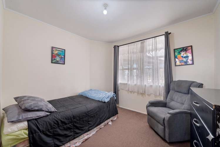 24 Cramond Drive Mangere East_9