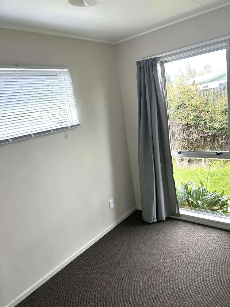 25b Ramsey Crescent Flaxmere_6