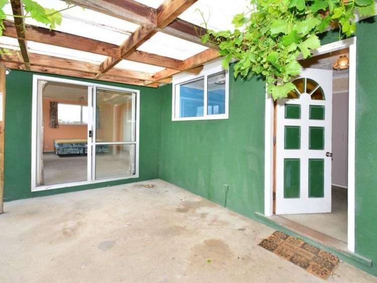 7 Connor Place Taieri Mouth_22