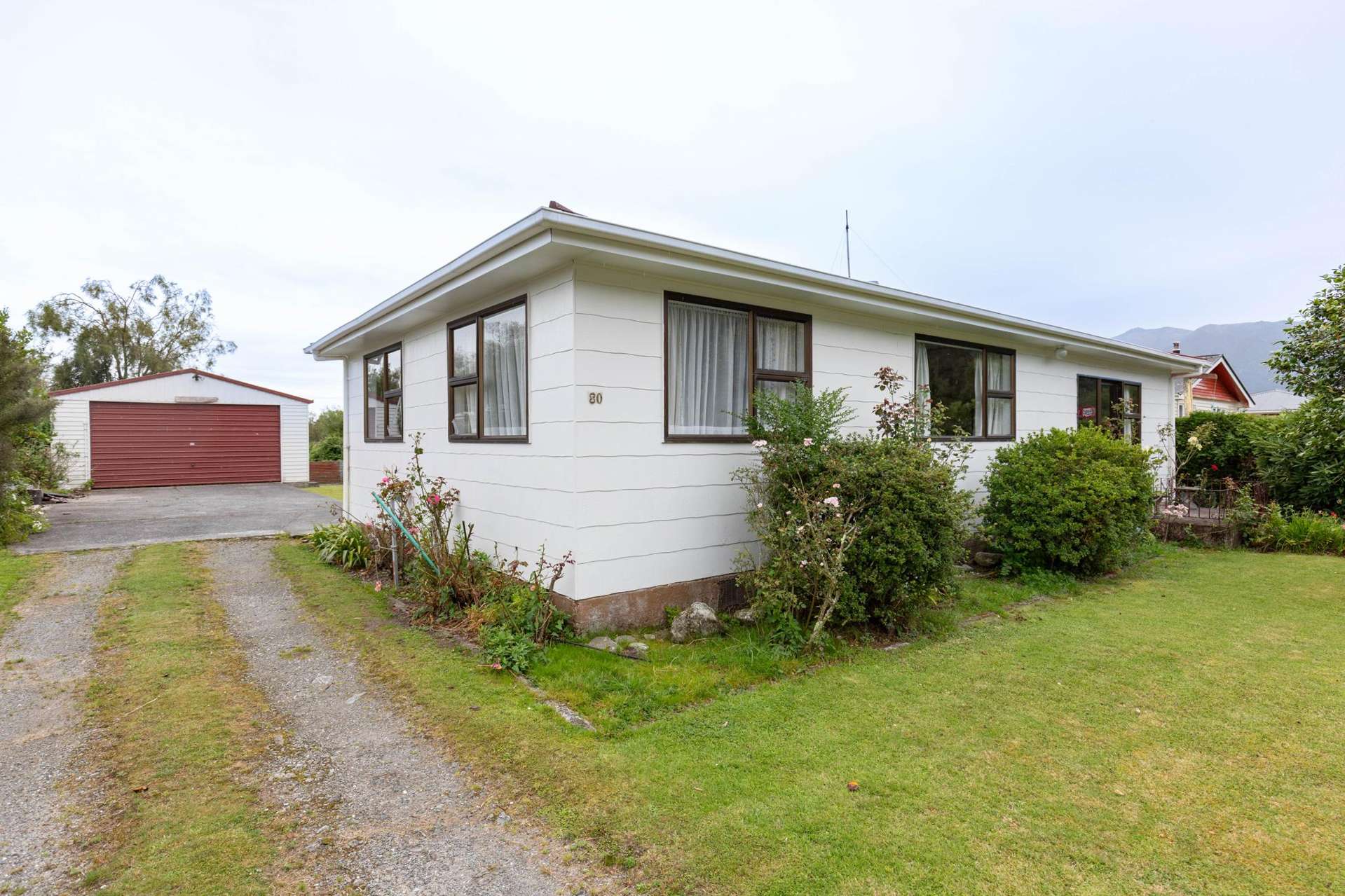 80 Main Road Harihari_0