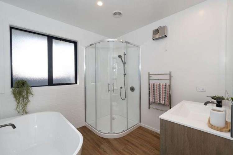 163A William St Netherby_13