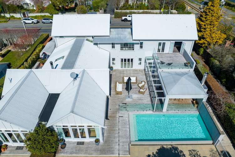 30 Wroxton Terrace Merivale_29