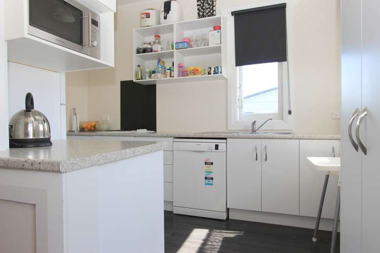 14 Howick Road Blenheim Central_3