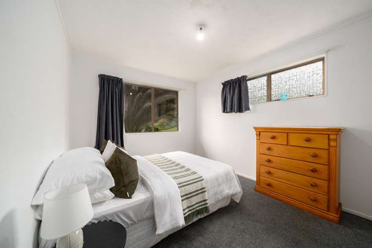 47 Antrim Crescent Wainuiomata_10