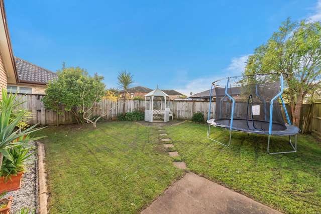 76 Riverton Drive Randwick Park_2