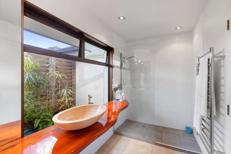 16 Kotare Place Sandspit_16