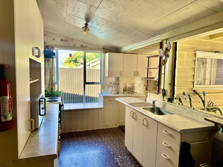 29 Voelas Road Lyttelton_5