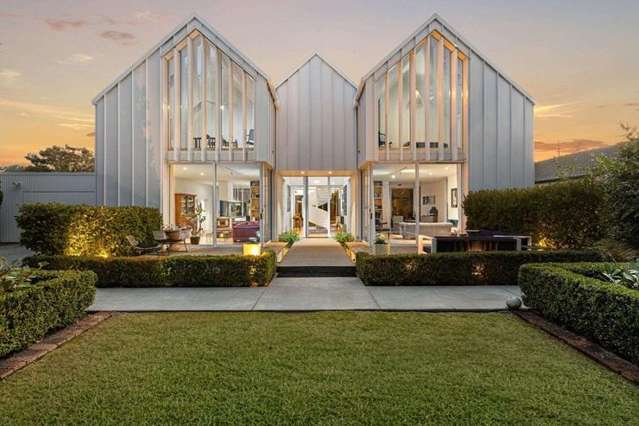 ‘It was literally rock and roll’: Fendalton quake loss becomes art-filled icon