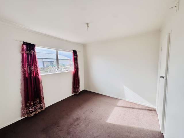 2/54 Kenderdine Road Papatoetoe_3