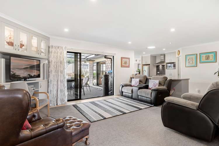 129 Rowesdale Drive Ohauiti_2