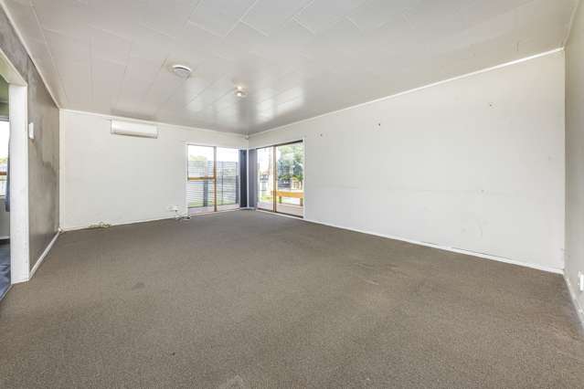 2/16 Barneys Farm Road Clendon Park_2