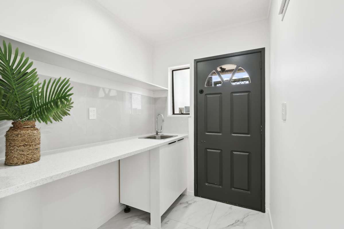 2/12 Templeton Place_5