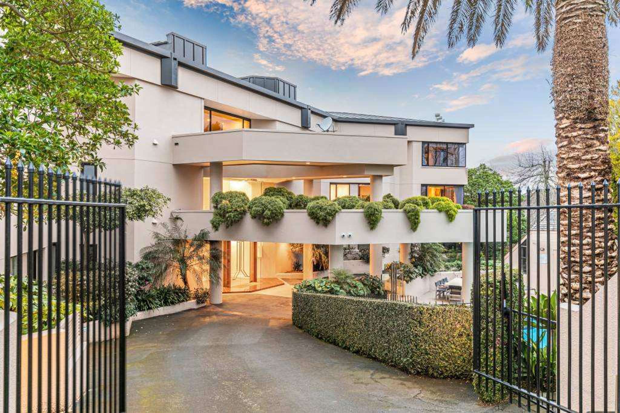 'Not bad for a pandemic': Remuera apartment sells for $2.65m