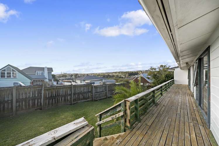 27 and 29 Orams Road Hillpark_16