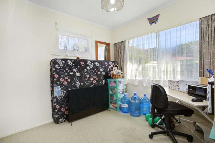 271 Wellington Road Wainuiomata_8