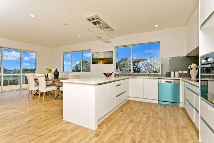24 Spyglass Street Red Beach_5