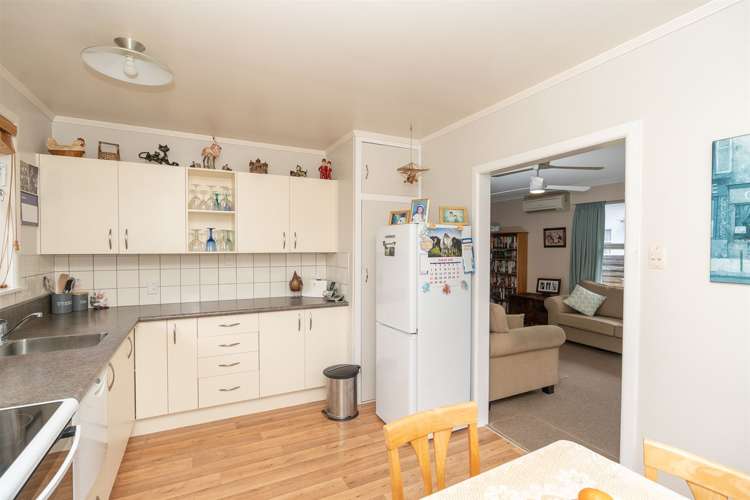 964b River Road Queenwood_8