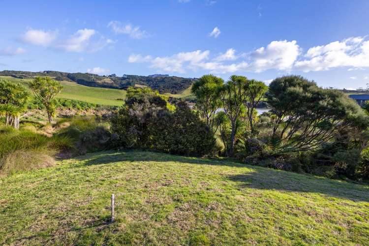 9 Waipatukahu Lane Raglan_18