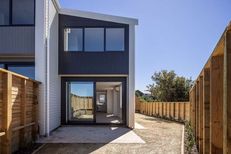 4/52 High Street Island Bay_6