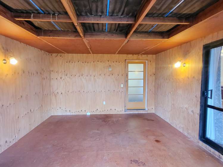 15 Nelson Quay Cobden_11