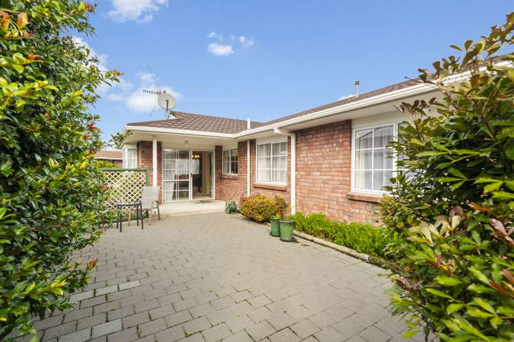 9 Lakemba Mews Terrace End_10