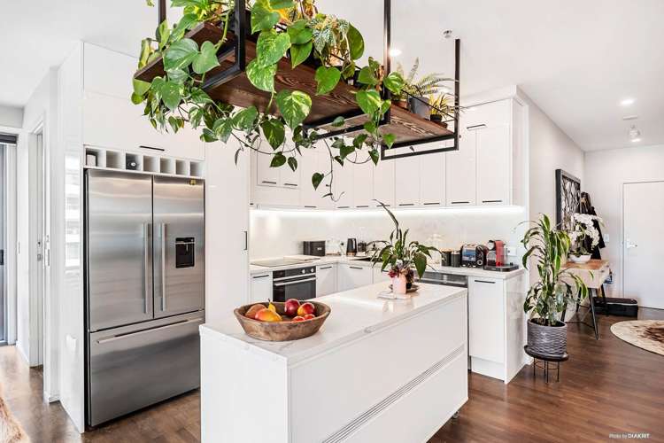 711/30 Beach Road Auckland Central_5