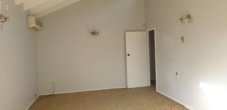 2/801 Hastings Street North 10490_2