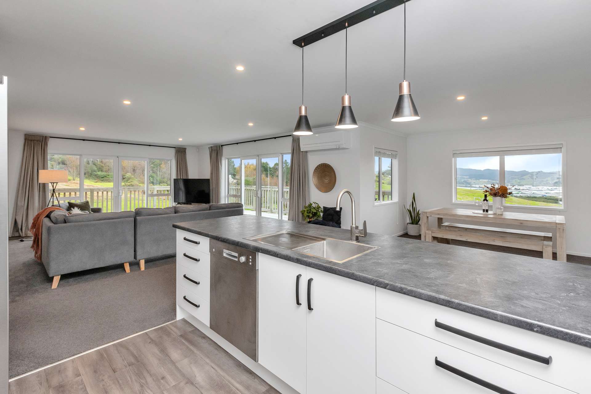 6 Jean Edwards Place Port Whangarei_0