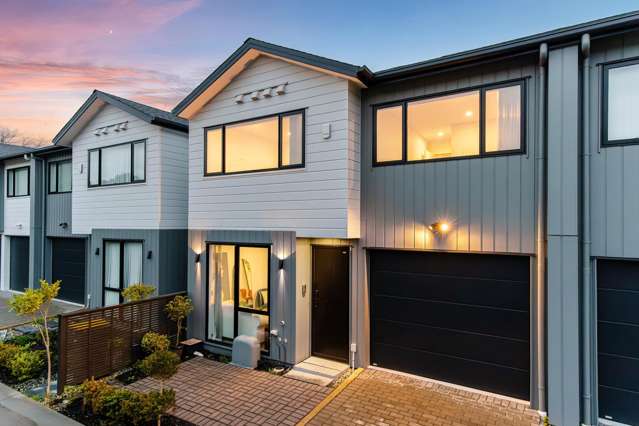 Modern Northcross Living, Prime Location