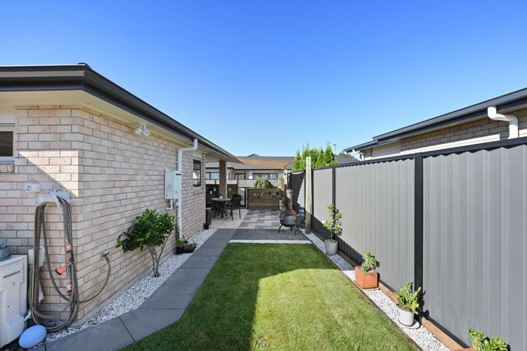 60 Stan Heather Drive Glenview_26