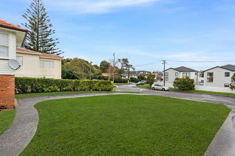 88 Stamford Park Road Mount Roskill_17