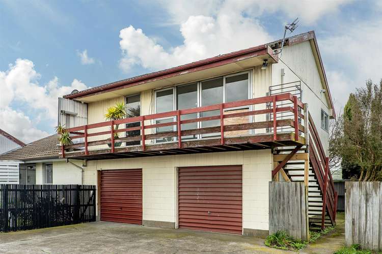 4/14 Hayton Road_0