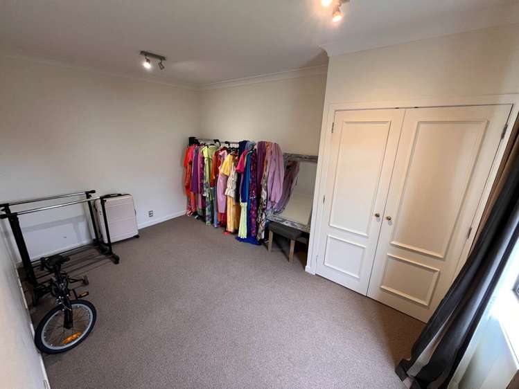 10b Ropata Avenue Point England_8