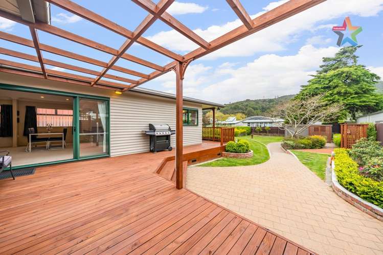 77 Glen Road Stokes Valley_21