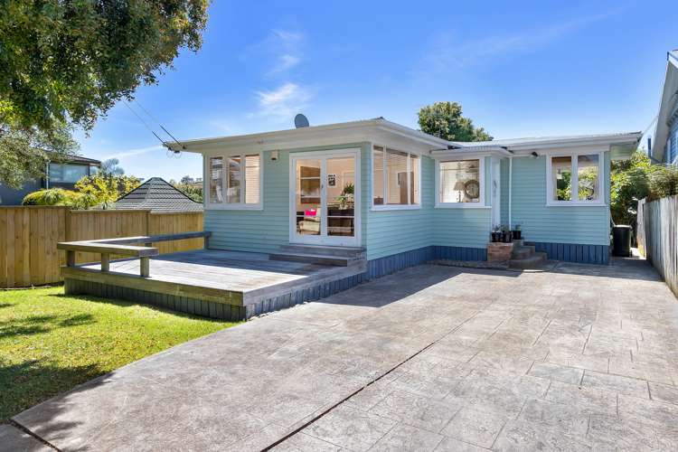 35 Wright Road Point Chevalier_21