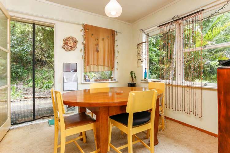 3 Bush Road Waiatarua_5