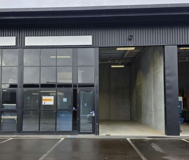 Industrial unit for lease as New Condition