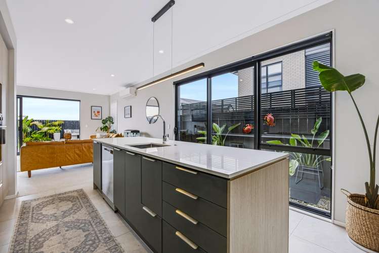 108 Symes Drive Red Beach_9