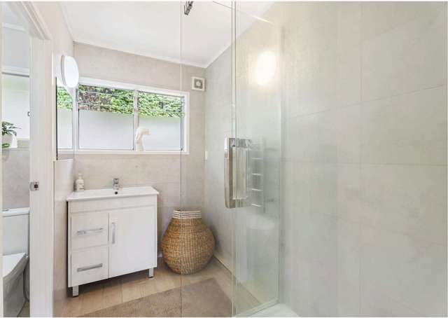 1/23B Hillsborough Road Hillsborough_2