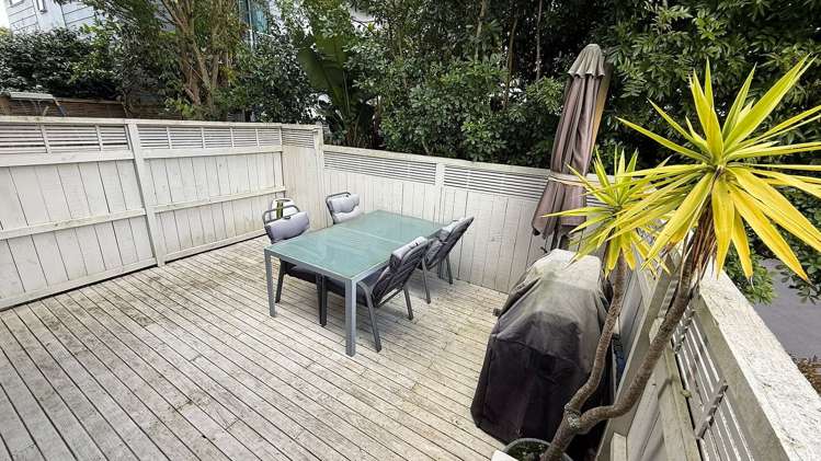 34/8 Soljak Place Mount Albert_11