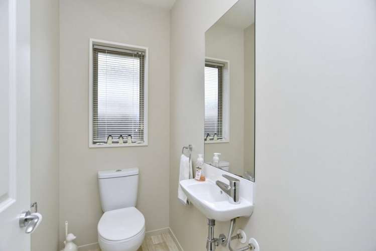 13 Wisteria Lane Rangiora_16