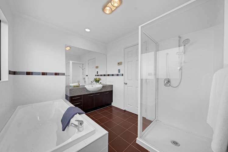 26 Thornbury Crescent East Tamaki Heights_18