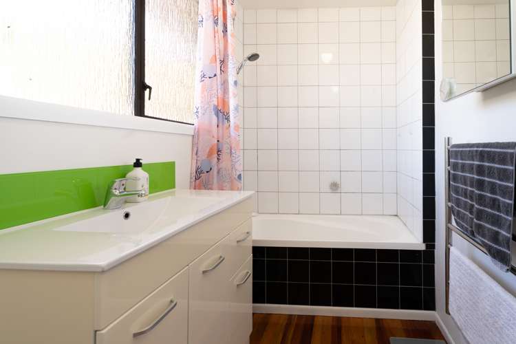 19 Paenui Street Titahi Bay_22