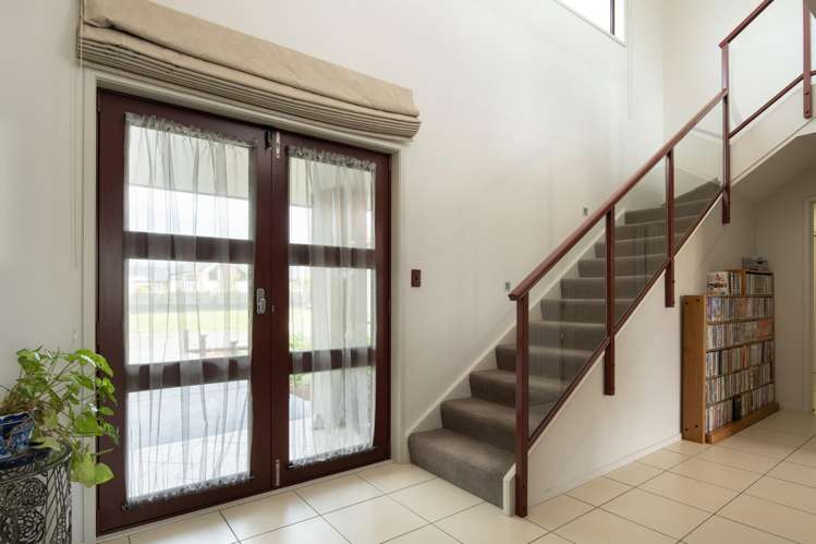 32 Bradleigh Park Fairhall_40