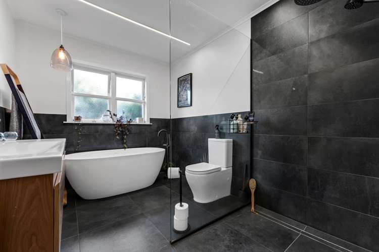 1 Tiki Street New Lynn_13