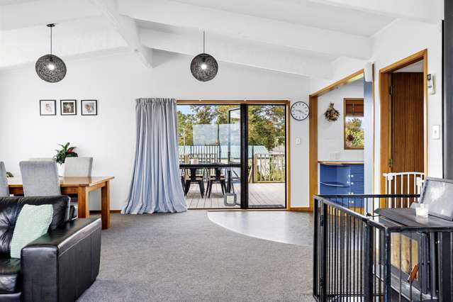 36 Whakaipo Avenue Central_3