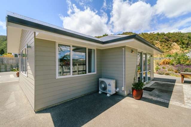 46 Ruthven Road Wainuiomata_2